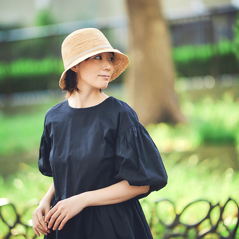 �c���X�q�X h096 Gina �W�[�i ���t�B�A�E�V���[�g�N���b�V�F